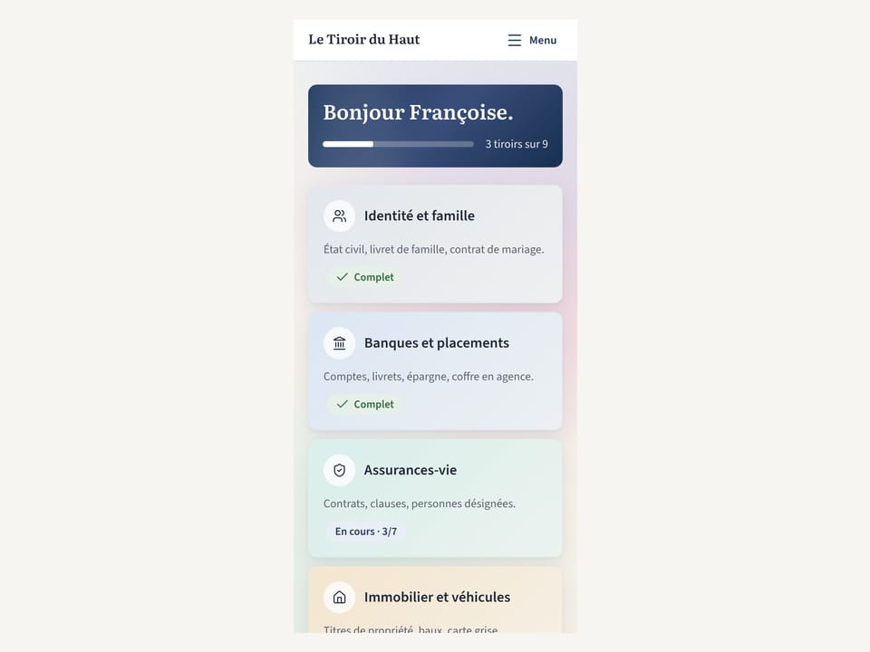 Écran mobile du classeur de Françoise Martin, avec des tiroirs complets, entamés et vides.